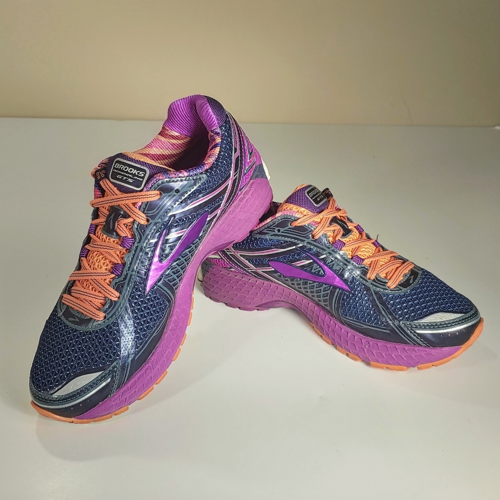 Brooks Adrenaline 15 womens shoes.
